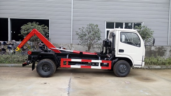 東風(fēng)勾臂式垃圾車☆錫柴