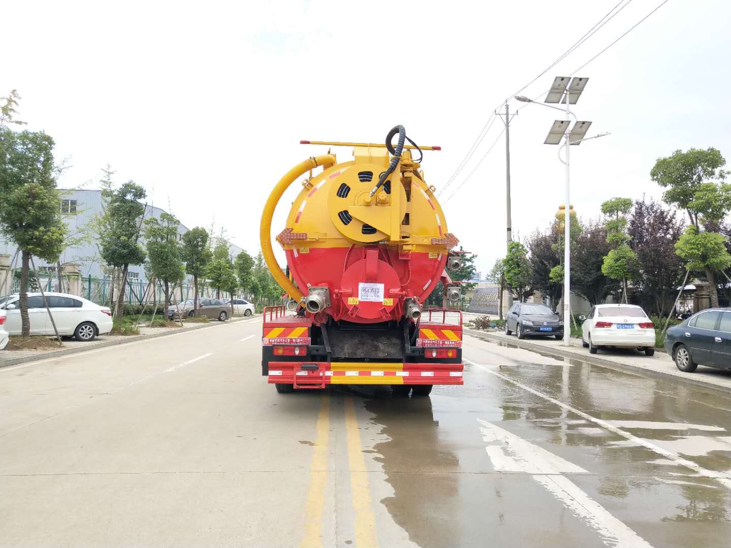 東風(fēng)天錦清洗吸污車(chē)（15立方）