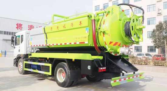 東風(fēng)D9清洗吸污車