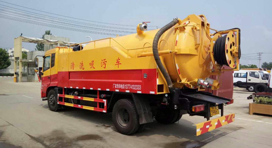 天錦清洗吸污車☆黃紅