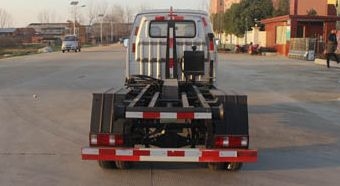 長(zhǎng)安勾臂式垃圾車☆后雙輪