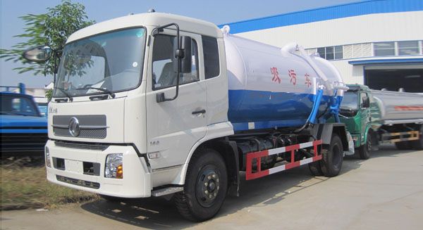 東風8-10方吸污車☆天錦