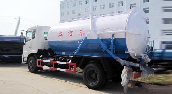 東風8-10方吸污車☆天錦