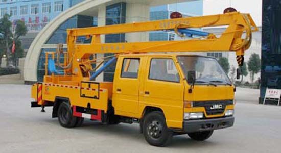 江鈴單橋雙排高空作業(yè)車