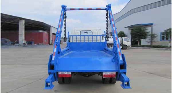 東風(fēng)擺臂式垃圾車☆輕型