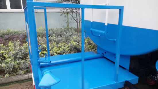 東風(fēng)多利卡灑水車☆7方