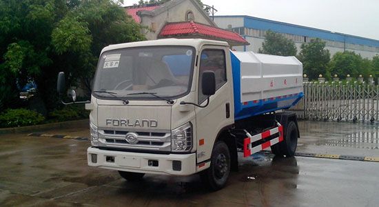 福田時(shí)代自裝卸式垃圾車