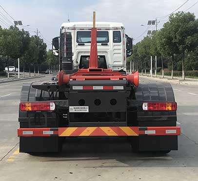 帝王環(huán)衛(wèi)牌HDW5313ZXXZ6型車廂可卸式垃圾車