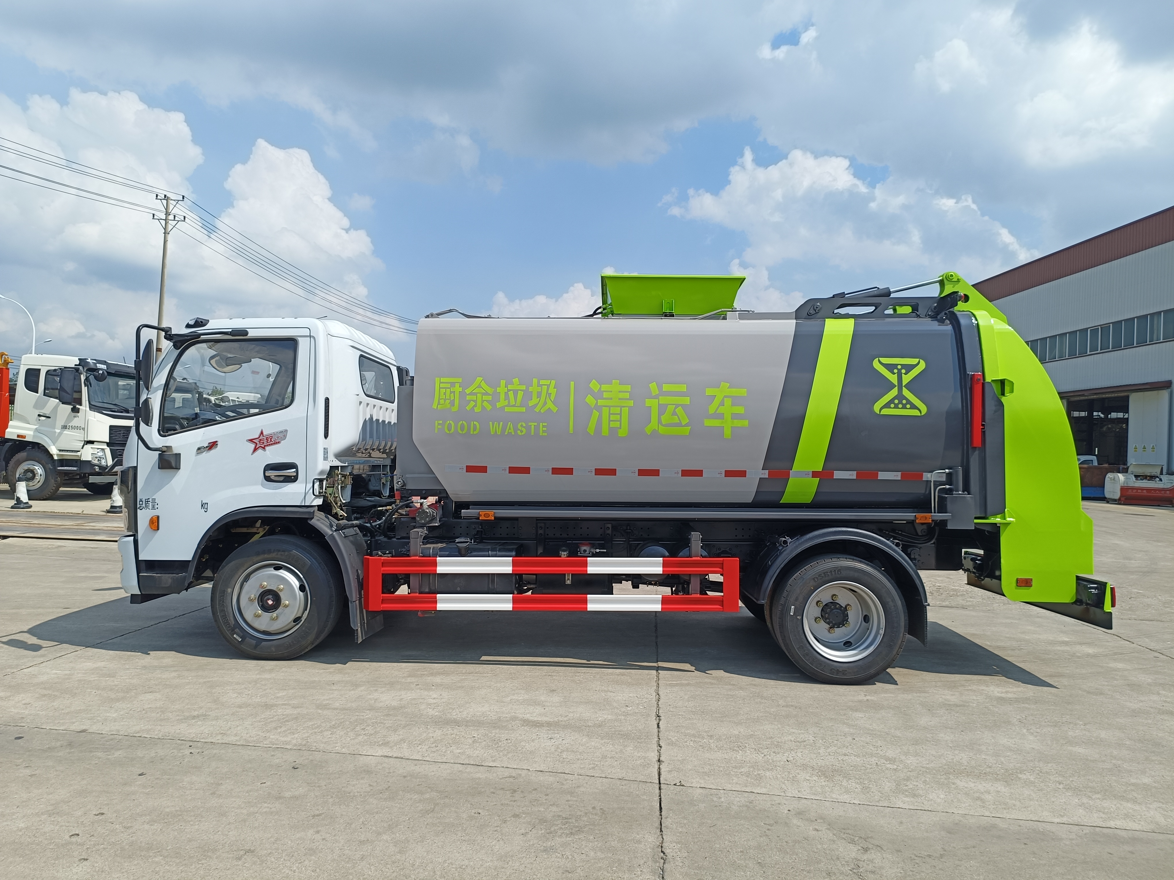 多利卡餐廚垃圾車—m3